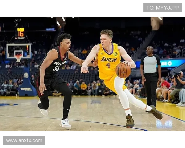 克内克特砍下27分8篮板湖人客场遗憾败给开拓者队